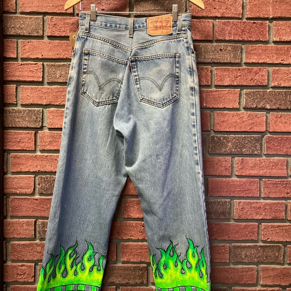 ✨Host Pick✨Levi’s reworked neon flames jeans - Picture 8 of 8